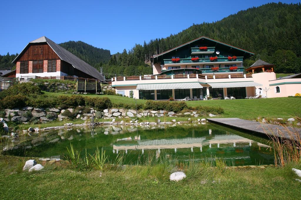 Alpenhotel Neuwirt Schladming Exterior photo